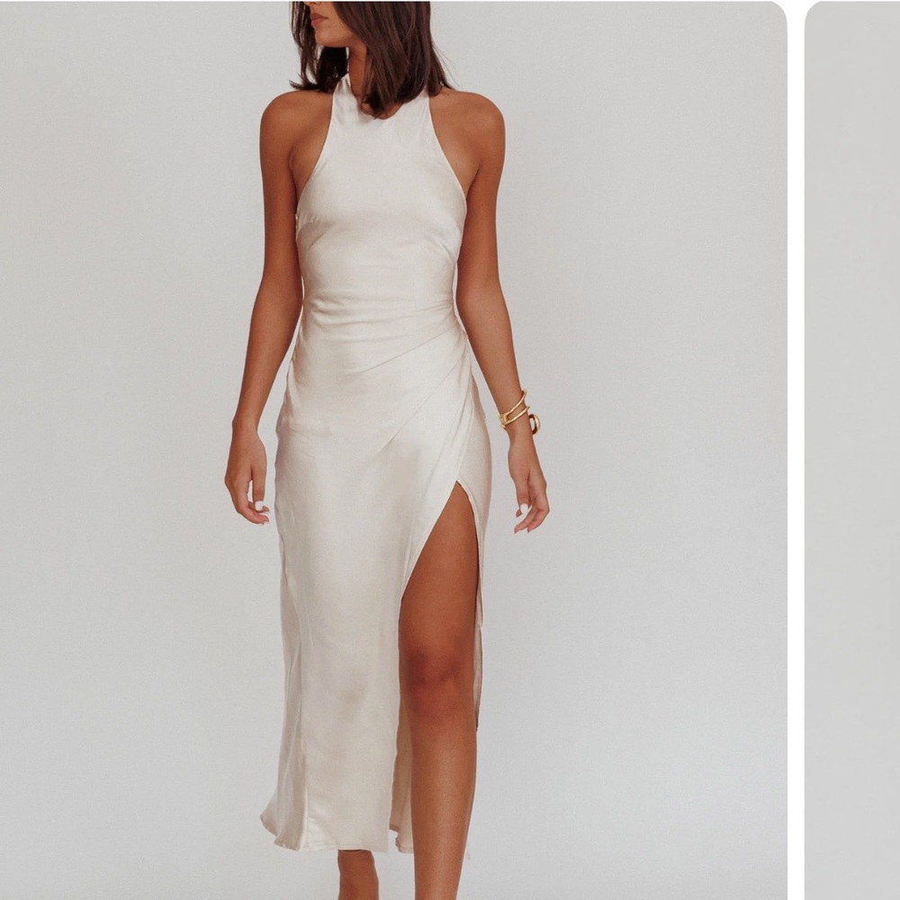 NEW! Backless Dress